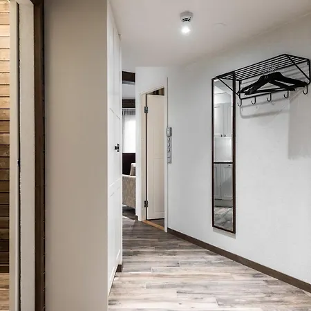 Rukavalley Unique46 In - Out Апартаменты